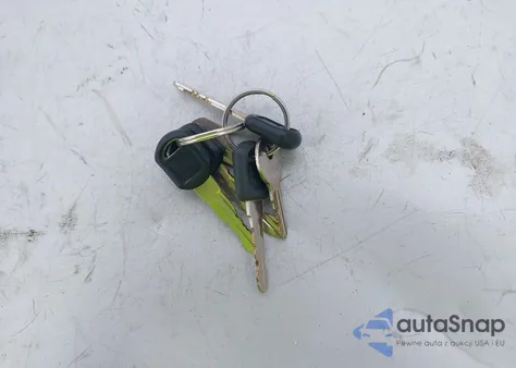 1998 GMC Sierra 1500 Sl Wideside z USA, uszkodzony, nr VIN 2GTEC19R2W1556635